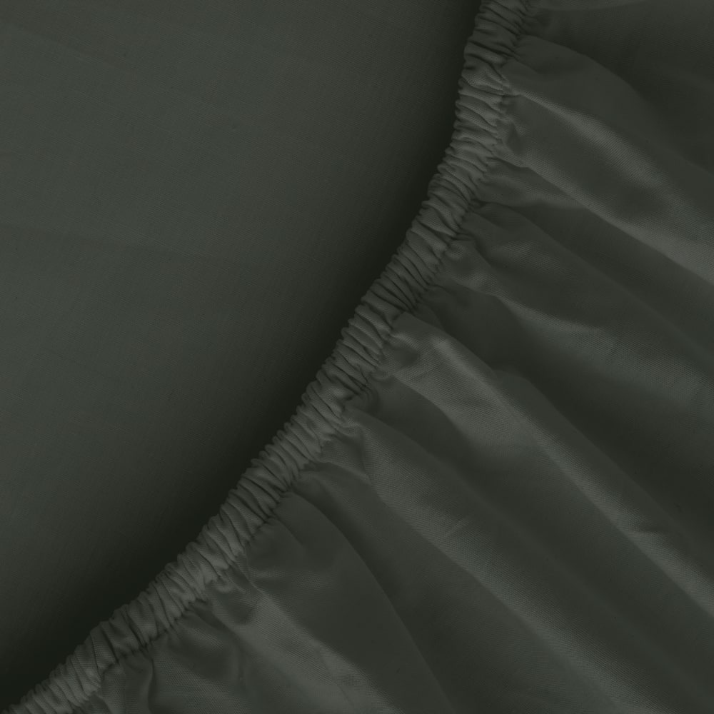 Drap housse coton 200 fils vert bouteille lit 150x200 cm — vue 4