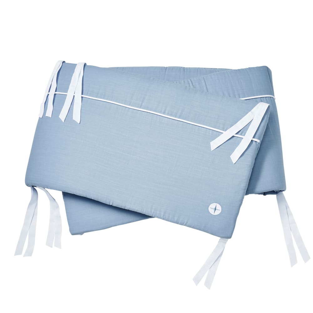 Tour de lit bébé coton bleu – autoportant, fixable pour tous les lits