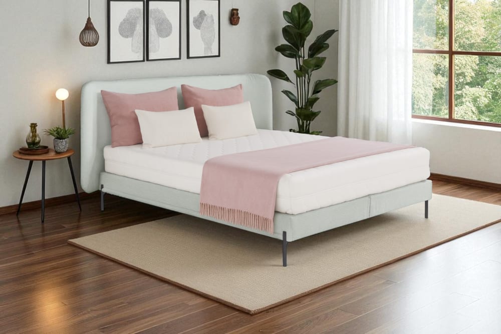 Lit rembourré avec matelas, gris clair 140x200 cm