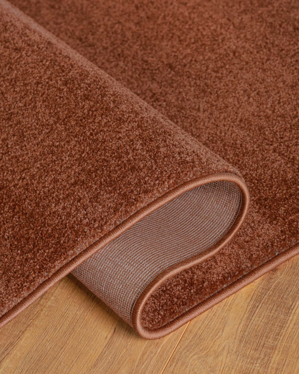 Tapis de couloir tissé velours ras brique 80x400 — vue 4