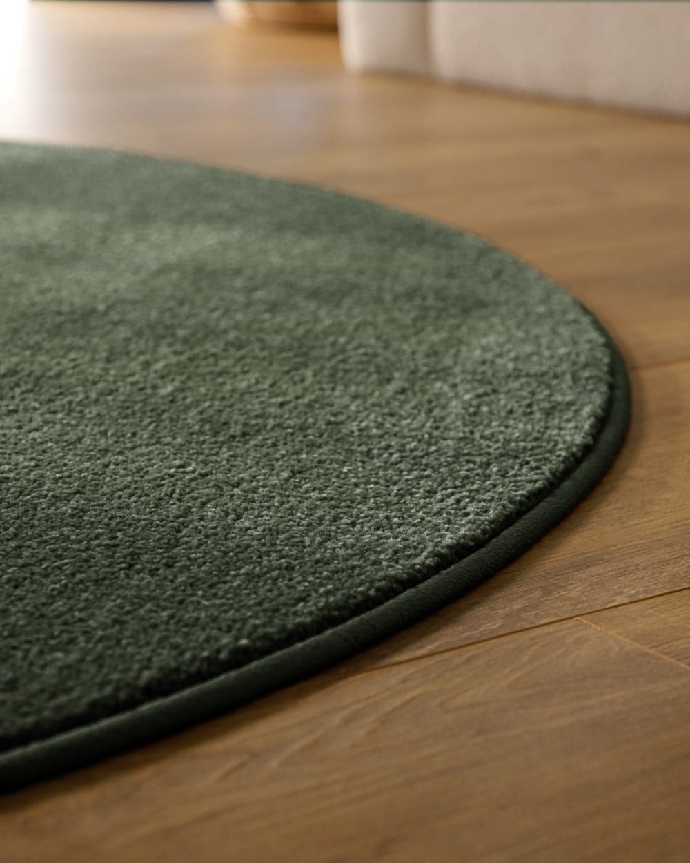 Tapis rond tissé velours ras vert foncé 160 rd. — vue 4