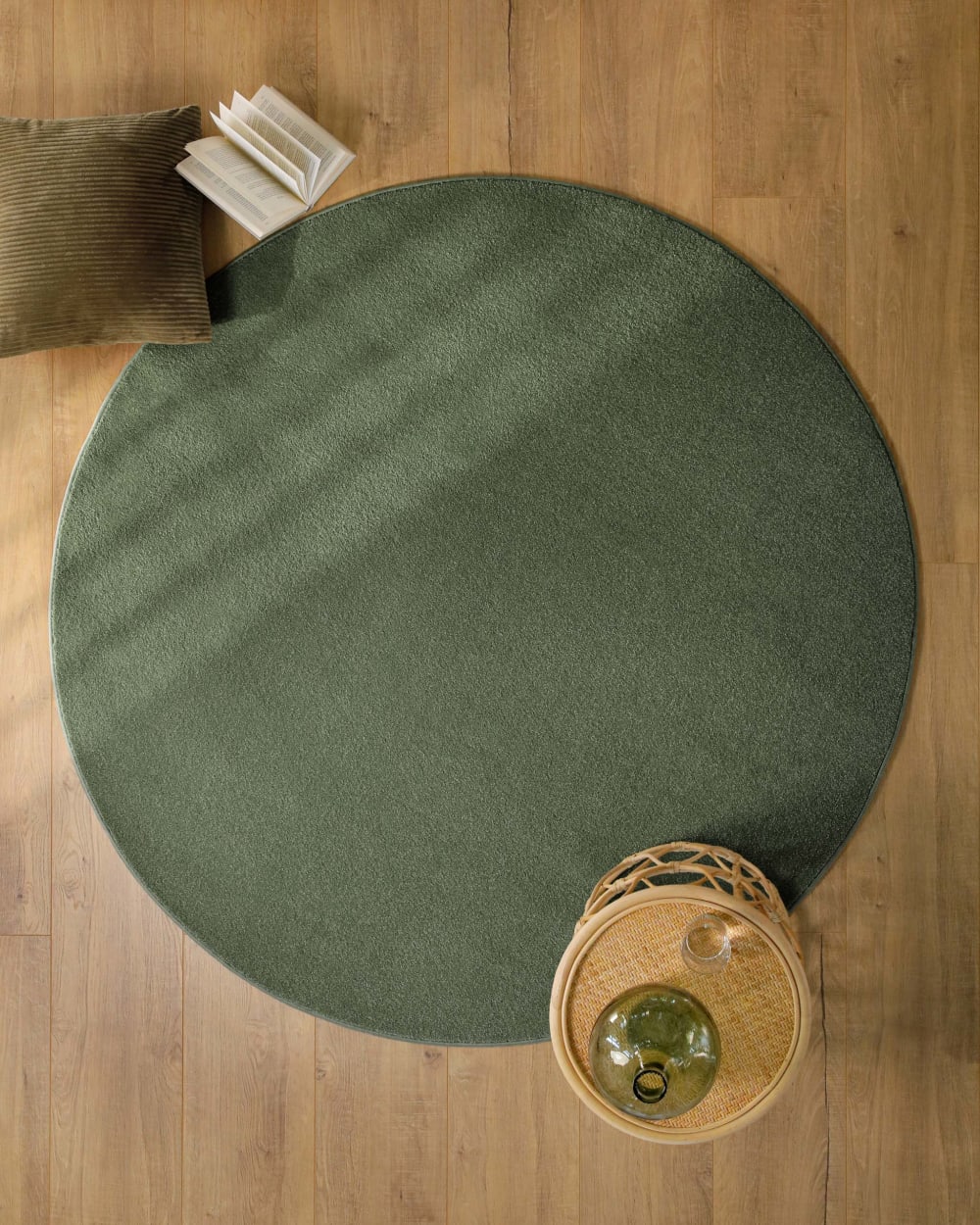 Tapis rond tissé velours ras vert foncé 200 rd. — vue 3
