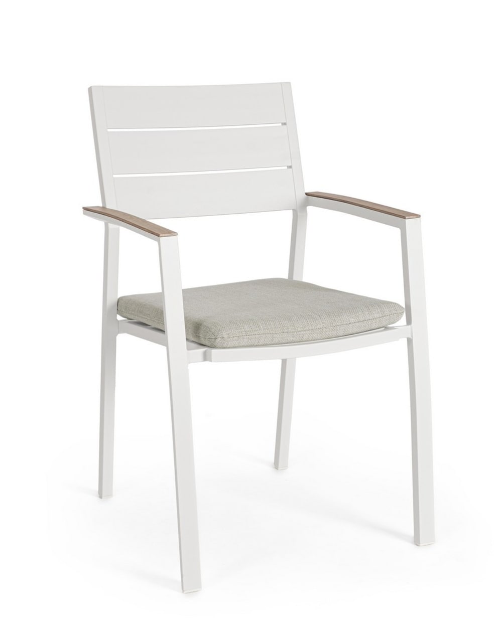 chaise blanc cassé en