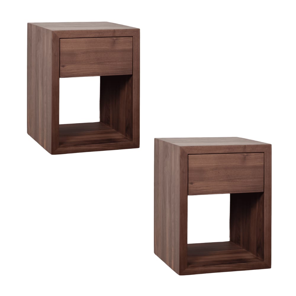 Lot de 2 tables de chevet flottantes, noyer massif et finition mate Lot de 2 tables de chevet flottantes, noyer massif et finition mate