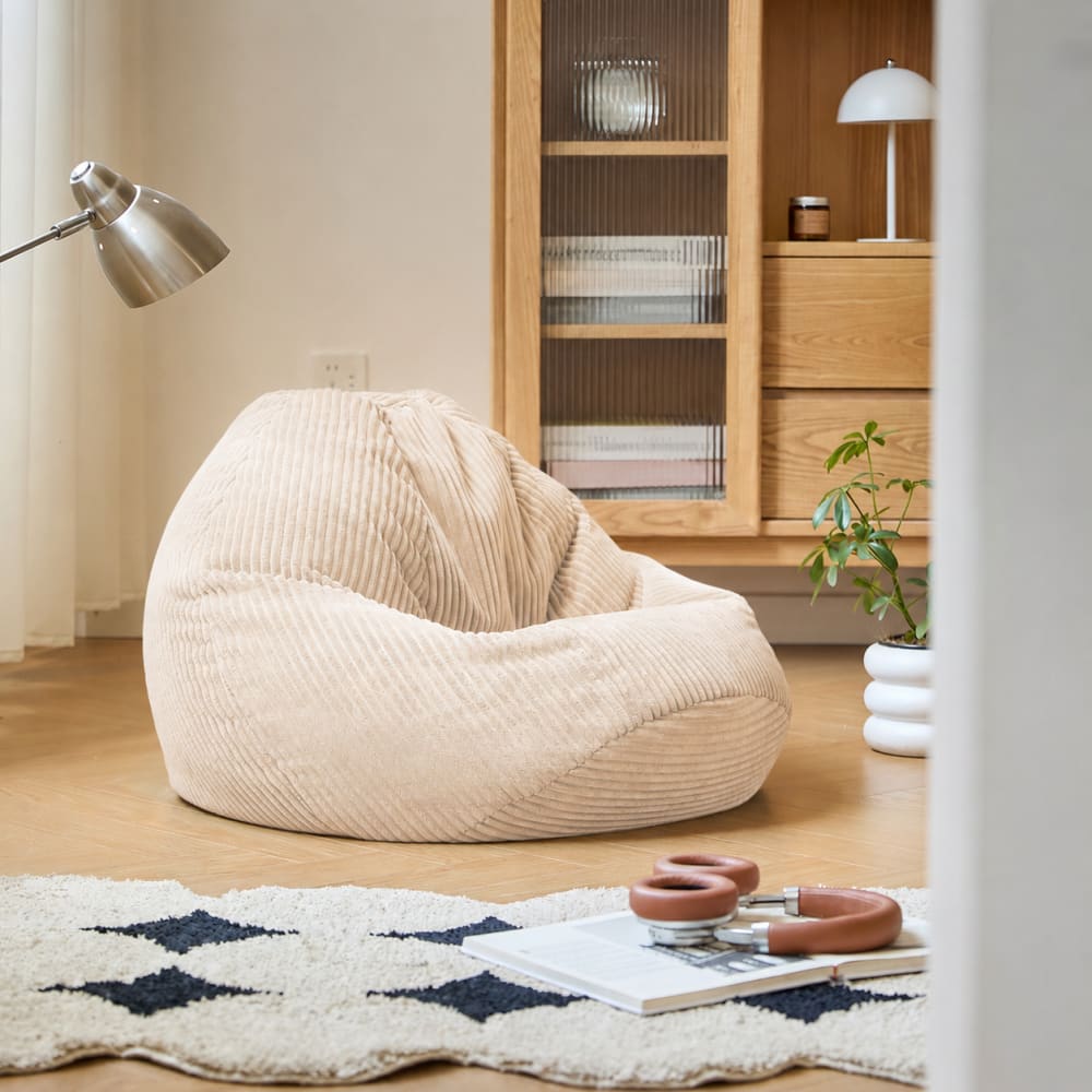 Pouf en velours côtelé beige Pouf en velours côtelé beige