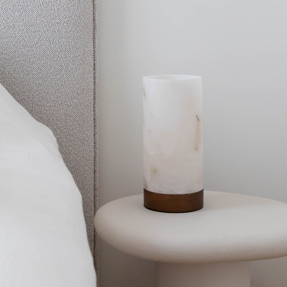 Lampe de table en albâtre blanc et bois brun, ø 14 cm, hauteur 30 cm — vue 3