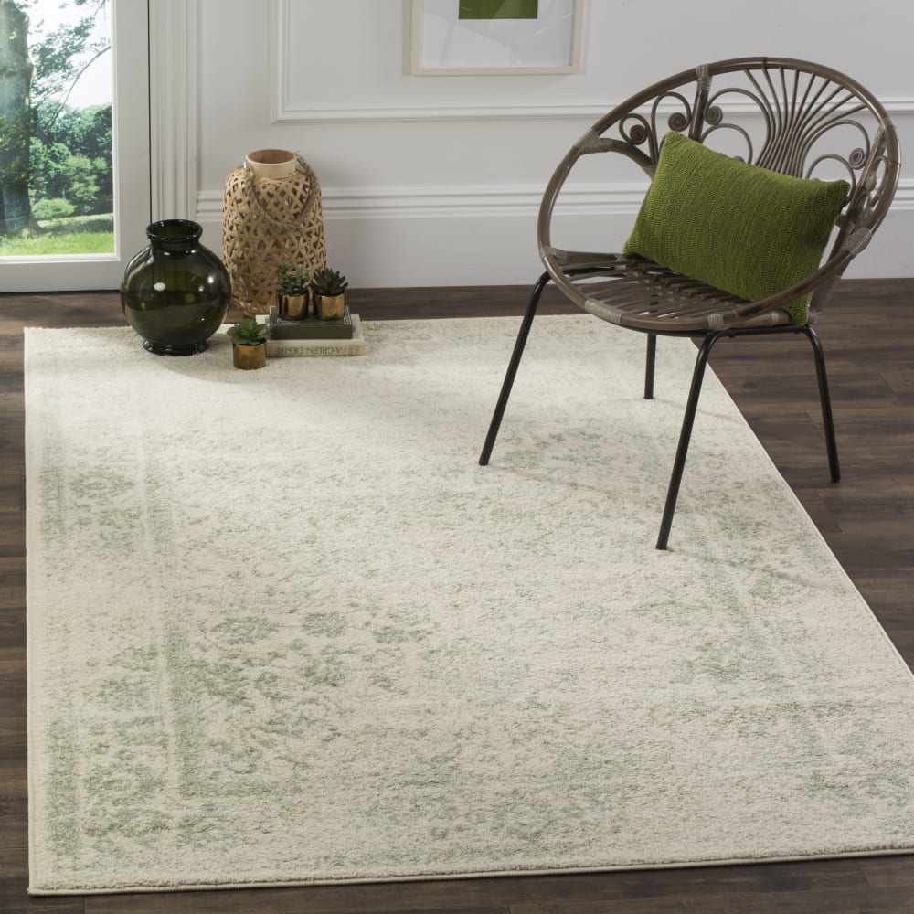 Tapis vintage patiné en polypropylène blanc/vert, 183 x 244 cm — vue 4