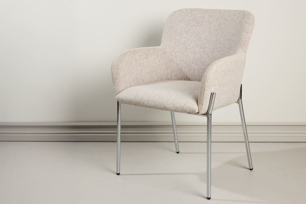 Esszimmerstuhl Vätö aus Stoff mit Metallrahmen, beige - Maisons