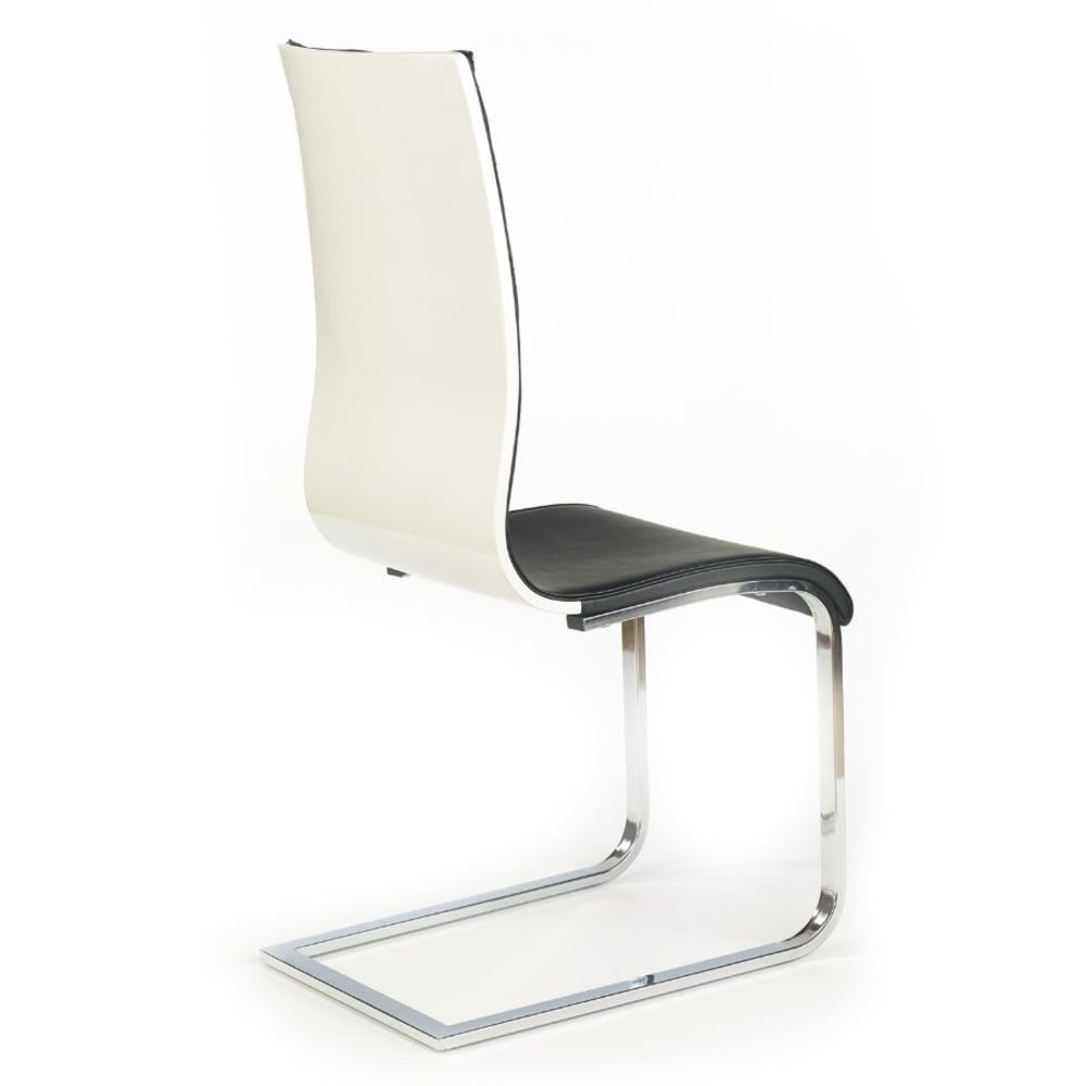 Chaise luge blanche et noire acier