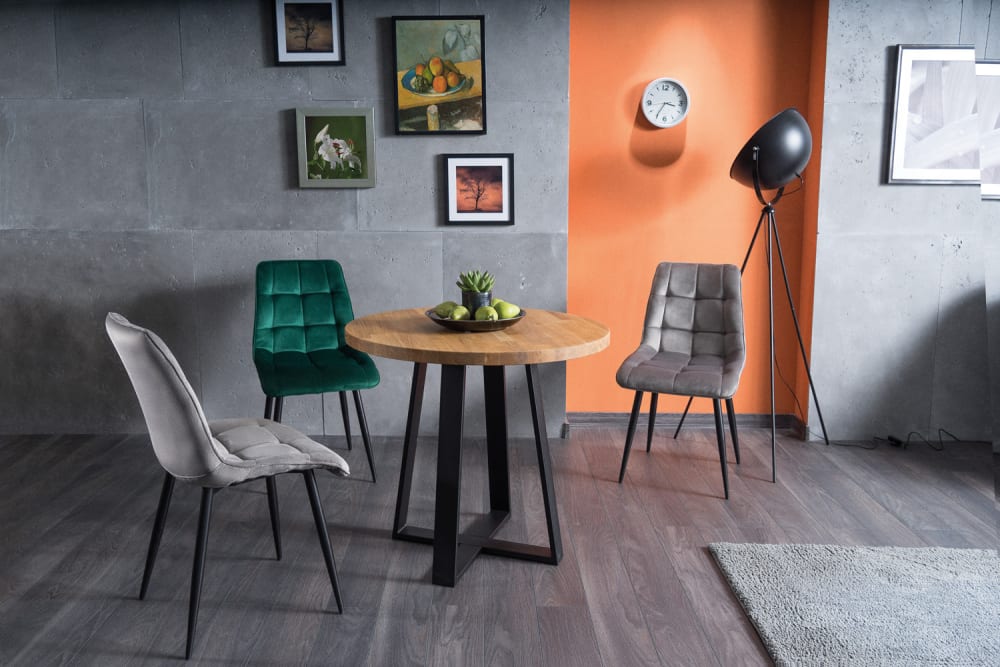 Chaise design velours de polyester vert et pieds noirs