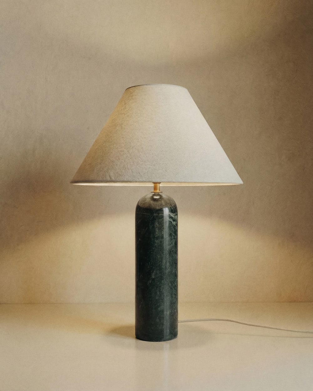 Lampe de table en marbre de couleur naturelle et verte de 51cm — vue 3