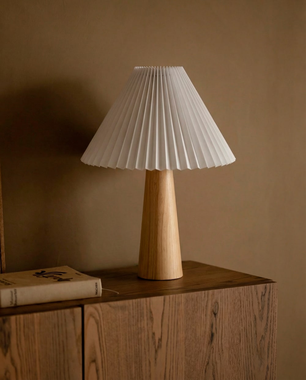Lampe à poser bois et tissu abat-jour naturel chêne moyen 34cm — vue 3