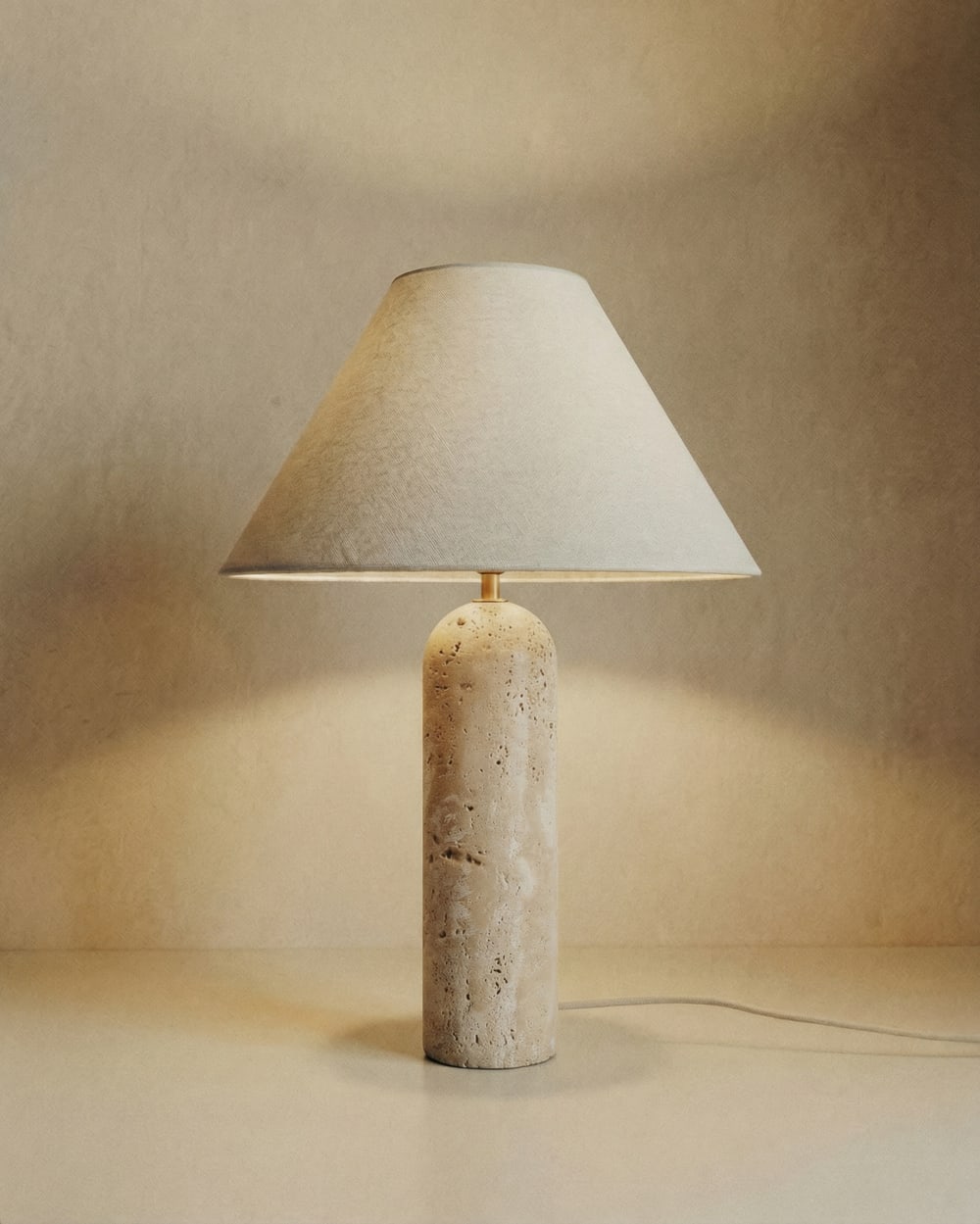 Lampe de table en marbre travertin de couleur naturelle de 51cm — vue 3