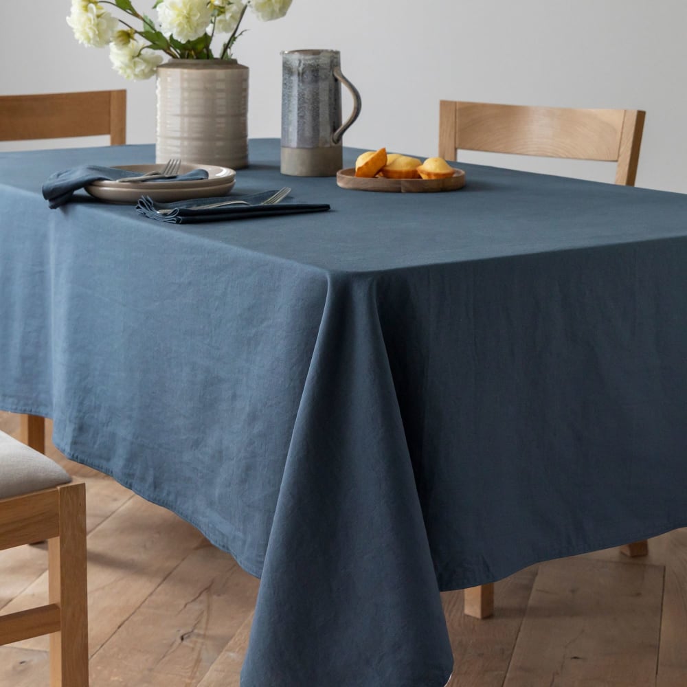 Nappe en coton bleu orage 150x150cm Nappe en coton bleu orage 150x150cm