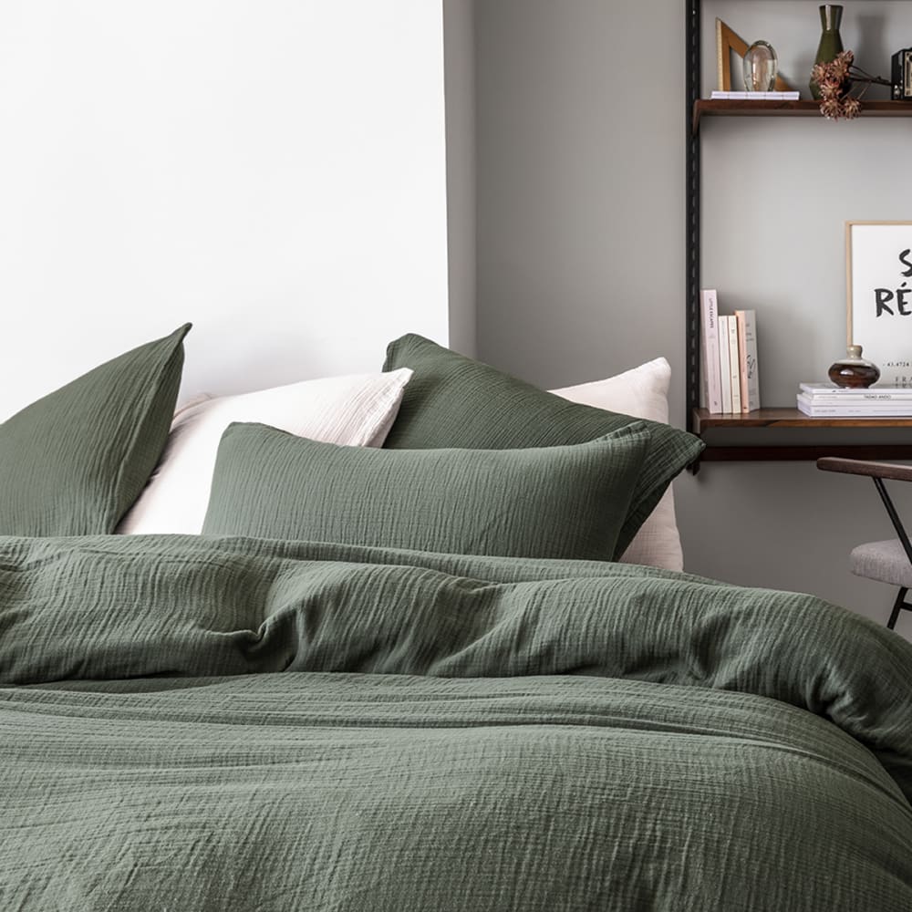 Parure de lit unie en gaze de coton lavée, taies rectangles, tendresse — vue 3