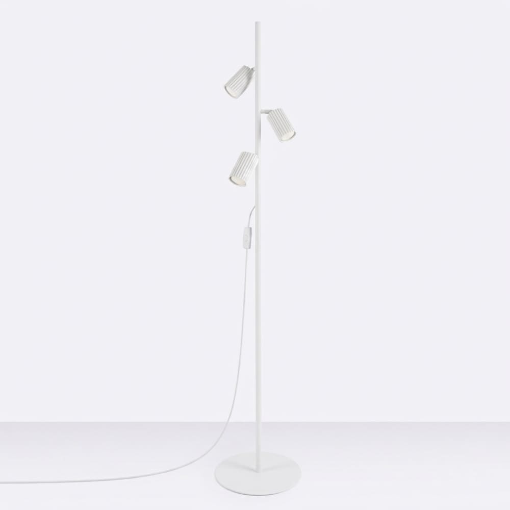 Stehlampen aus Aluminium in weiß - Maisons Du Monde