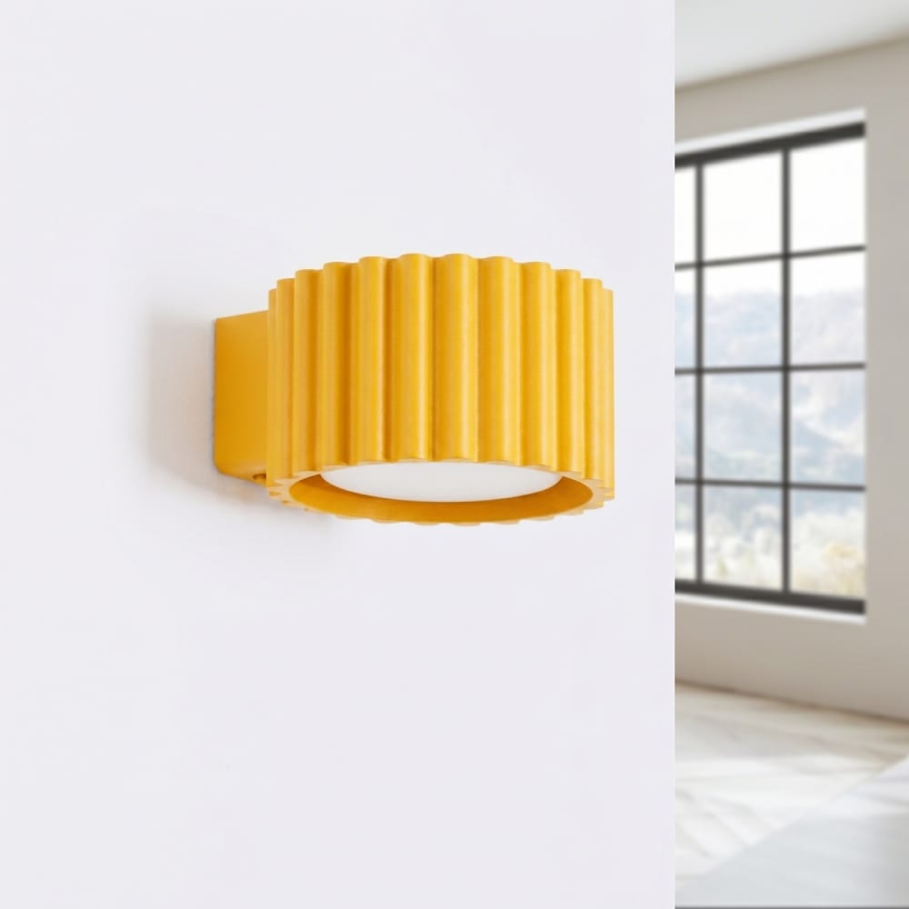 Wandleuchten aus Aluminium in gelb - Maisons Du Monde