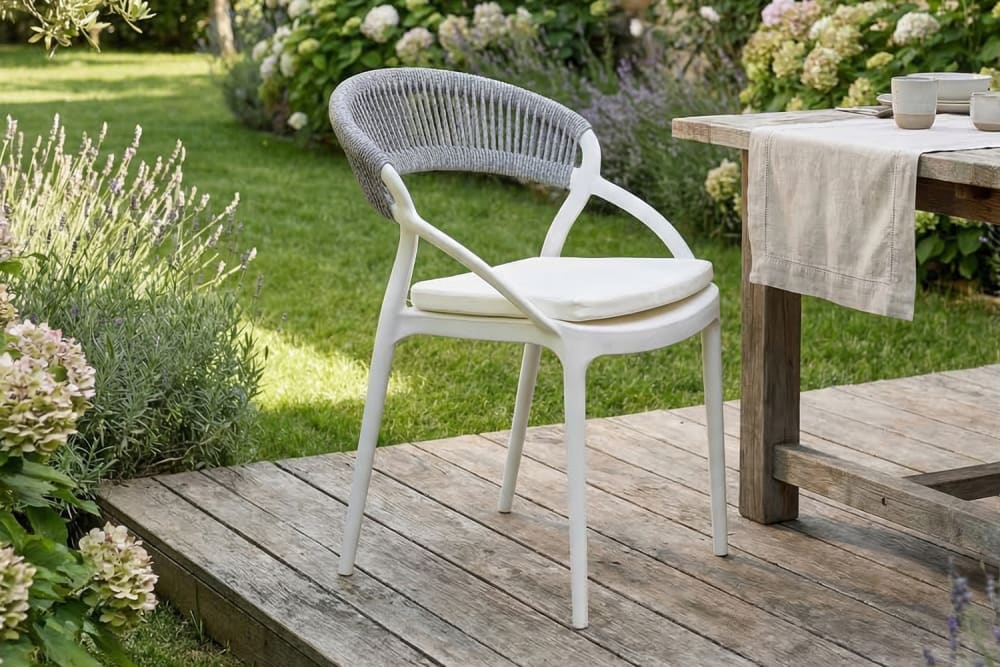 Gartenstuhl aus Kunststoff, grau - Maisons Du Monde