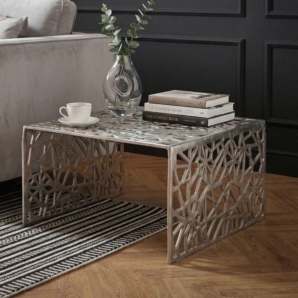 Couchtisch aus Aluminium, silber - Maisons Du Monde