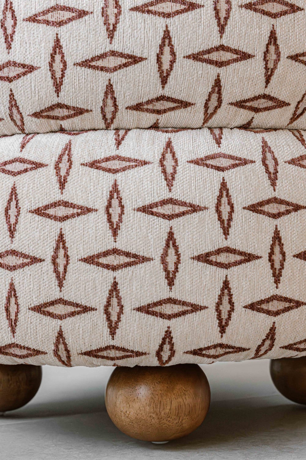 Pouf Stoff 47 x 49 cm, Braun - Maisons Du Monde