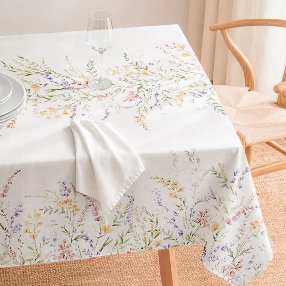 Nappe antitache en coton avec fleurs sauvages 155x250 Nappe antitache en coton avec fleurs sauvages 155x250