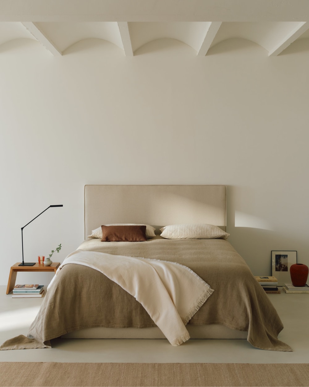 Tête de lit en tissus naturels tapissée beige 150 cm