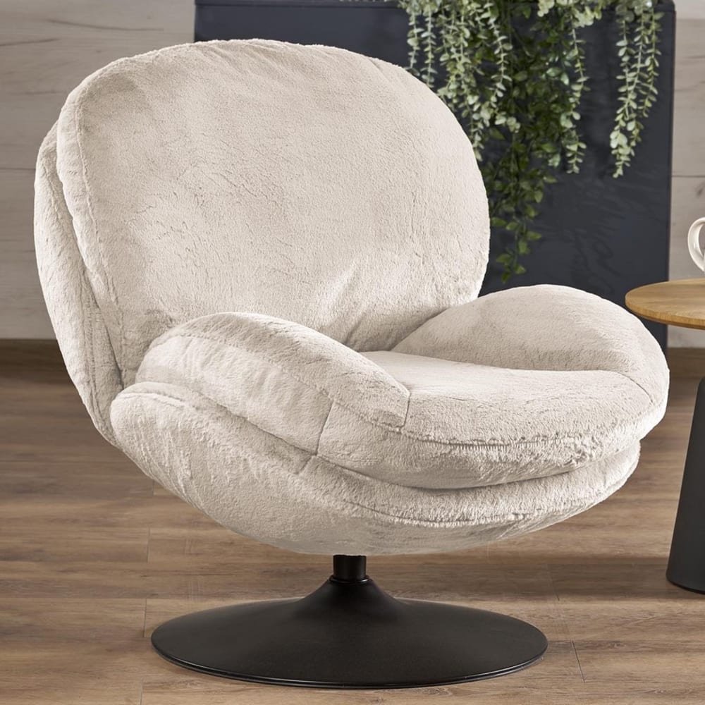 Fauteuil pivotant avec socle en acier crème