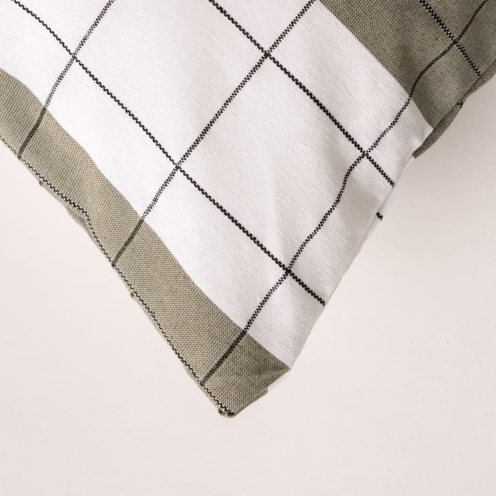 Lot de 2 housses de coussin en coton à carreaux vert 45x45 cm — vue 4