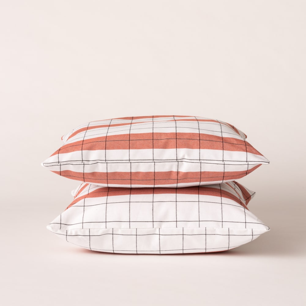 Lot de 2 housses de coussin en coton à carreaux terracotta 45x45 cm — vue 3