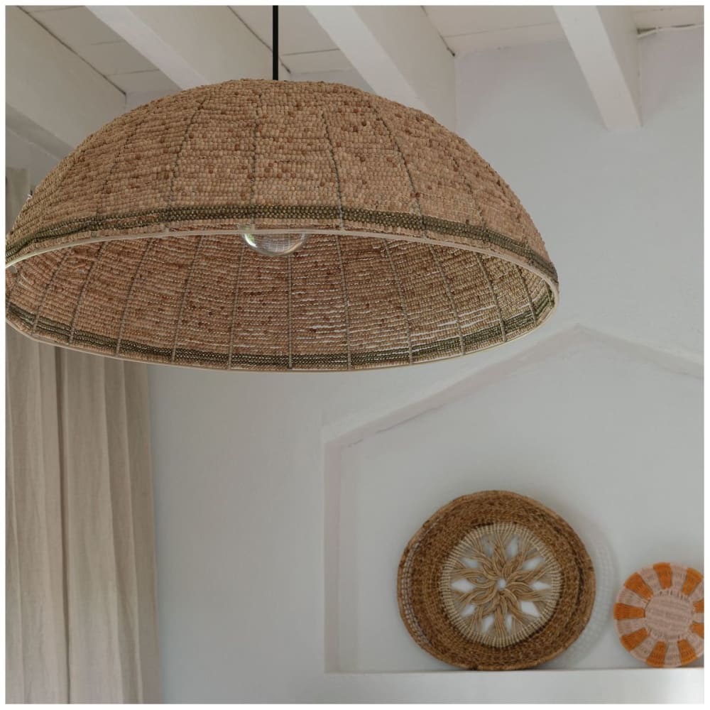 Suspension en perles en bois - naturel et doré - ø 65 cm — vue 3