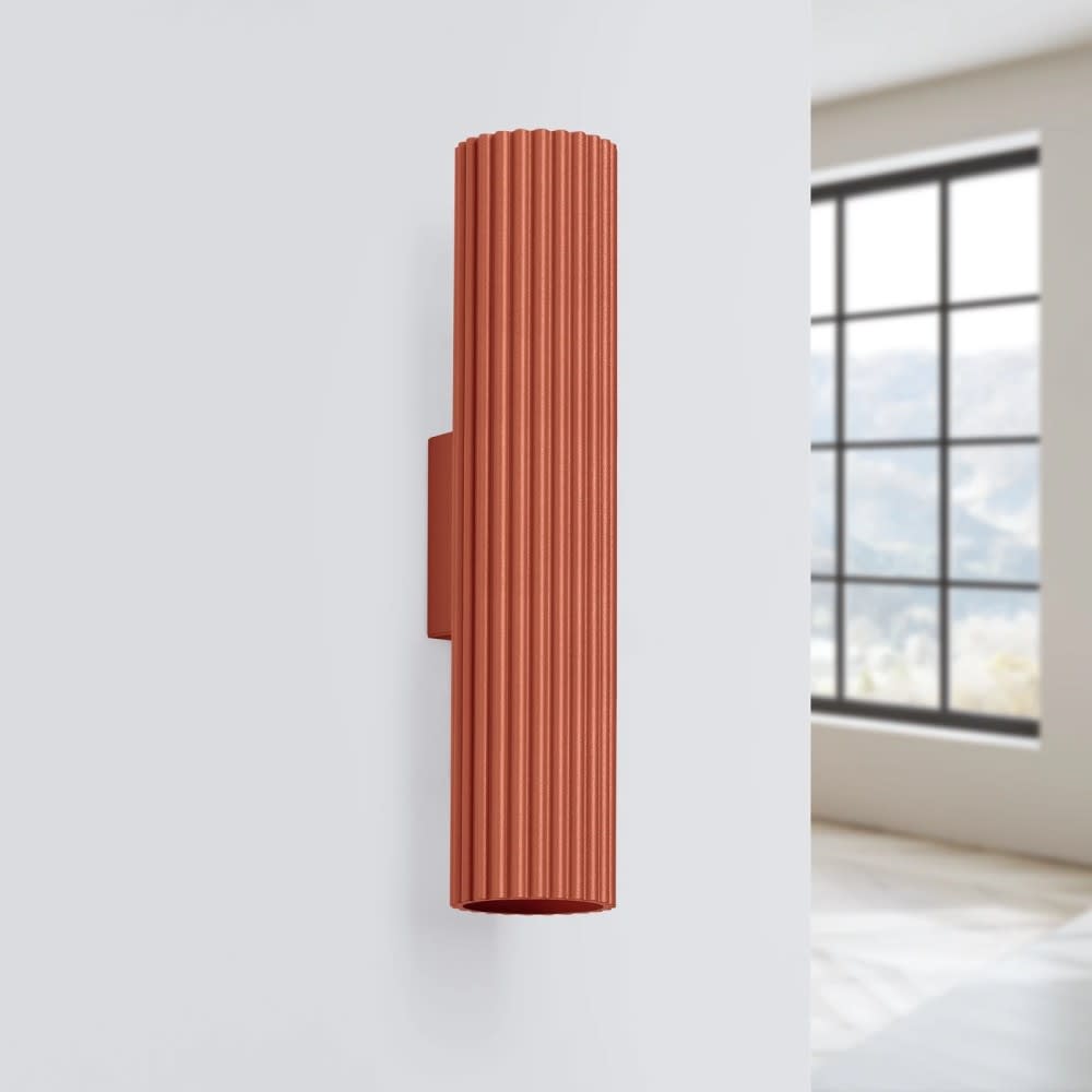 Wandleuchte aus Aluminium rot 2-flammig mit 2 schwenkbaren Spots
