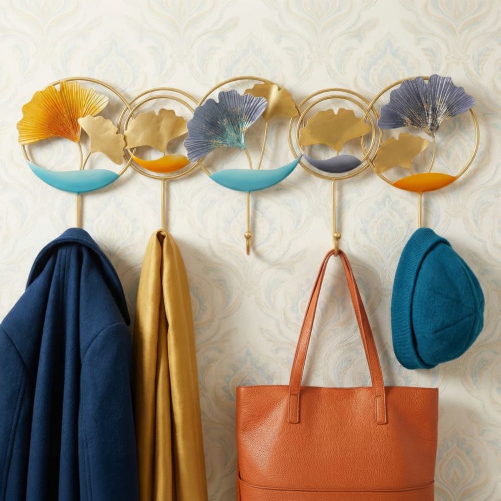 Porte-manteau mural en métal multicolore, 60 x 5 x 28,5 cm Porte-manteau mural en métal multicolore, 60 x 5 x 28,5 cm