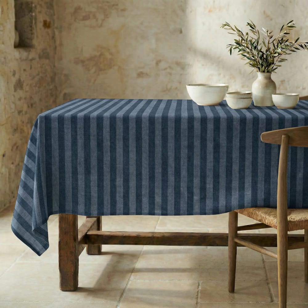 Muare Home Fleckenabweisende Tischdecke aus 100% Baumwolle marineblau 155x155 cm Öko-Tex Zertifikat - Baumwolle
