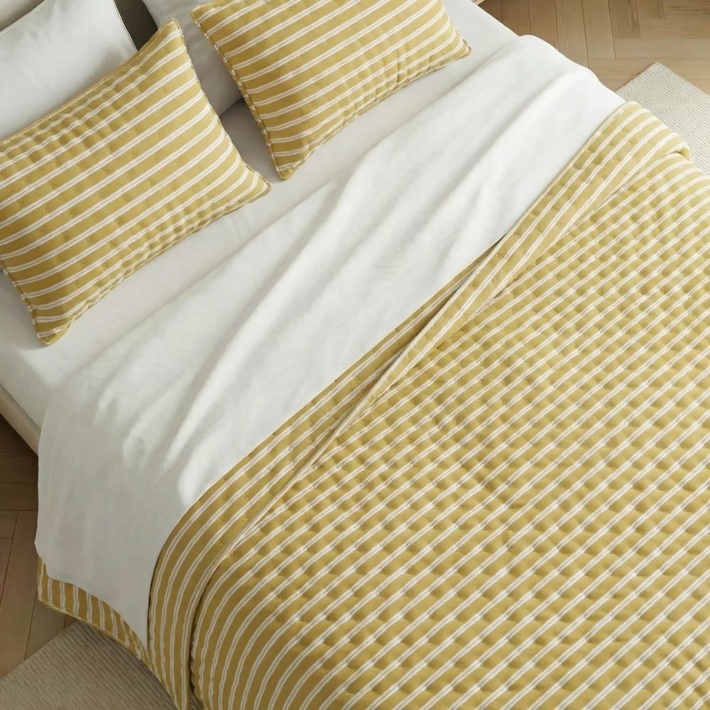 Extraweiche bedruckte Tagesdecke senf 300x270 cm - Maisons Du