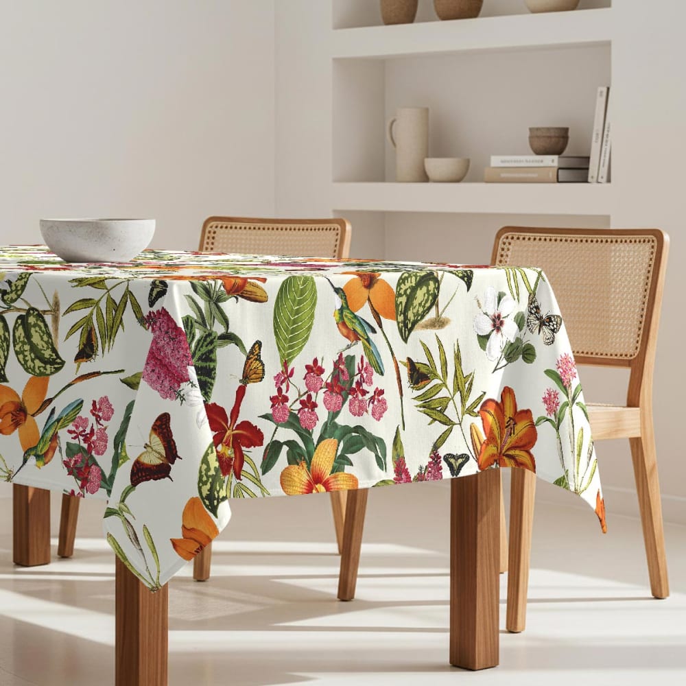 Naf Naf Fleckabweisende Tischdecke – 100 % Baumwolle, 150×150 cm Mehrfarbig Baumwolle