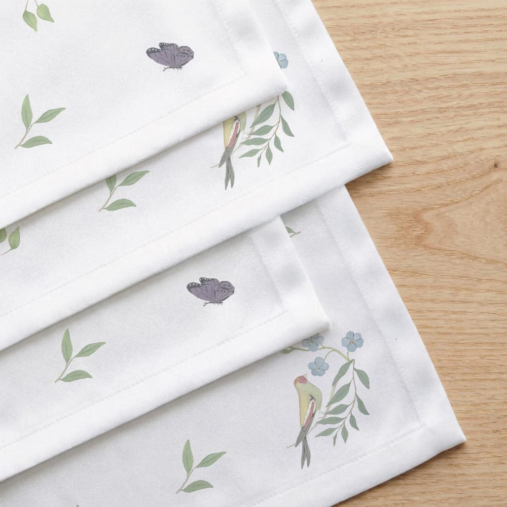 NAF NAF Das perfekte Accessoire für einen stilvollen Tisch. Wir achten auf jedes Detail, damit Ihr Tisch Persönlichkeit und Harmonie ausstrahlt.