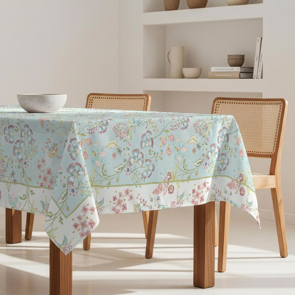 Naf Naf Tischdecke aus 100 % Baumwolle 150x150 cm Mehrfarbig Baumwolle