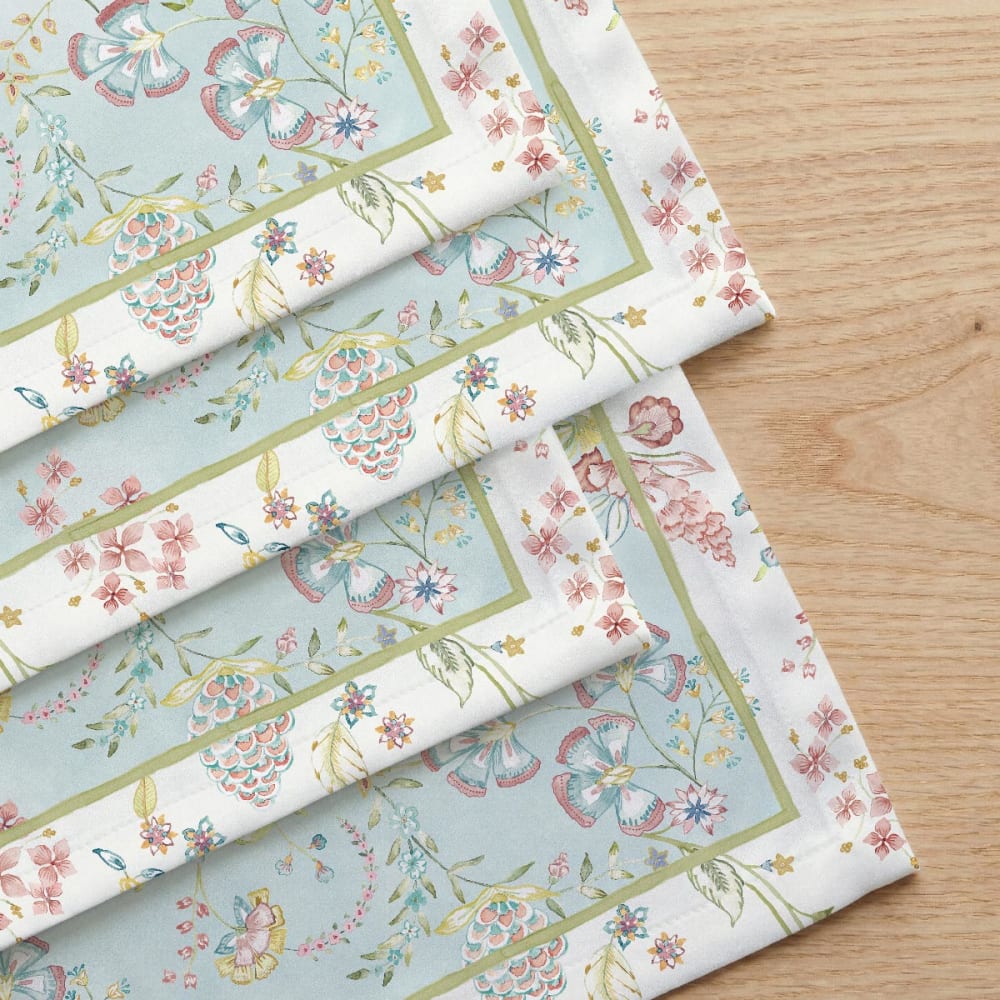 Lot de 4 serviettes en coton 45x45 cm Lot de 4 serviettes en coton 45x45 cm