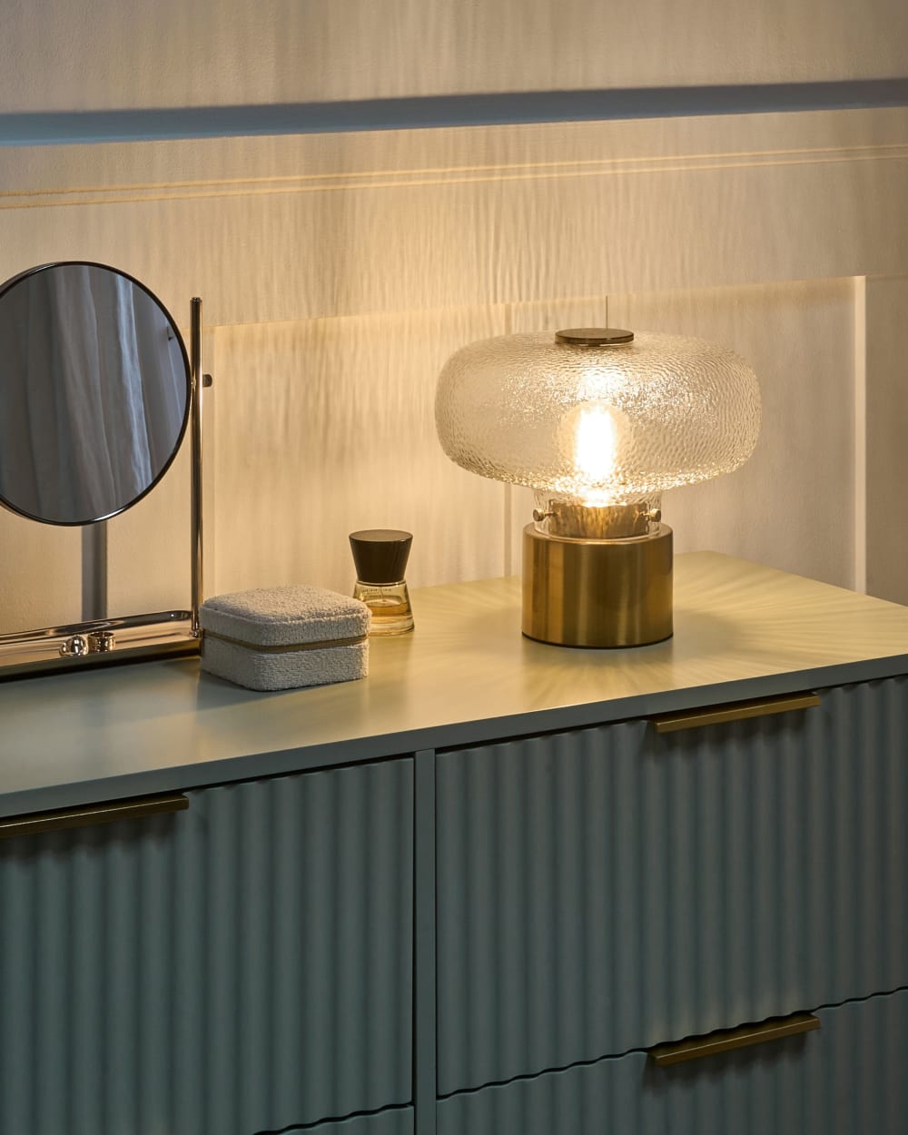 Lampe à poser métal laiton — vue 3