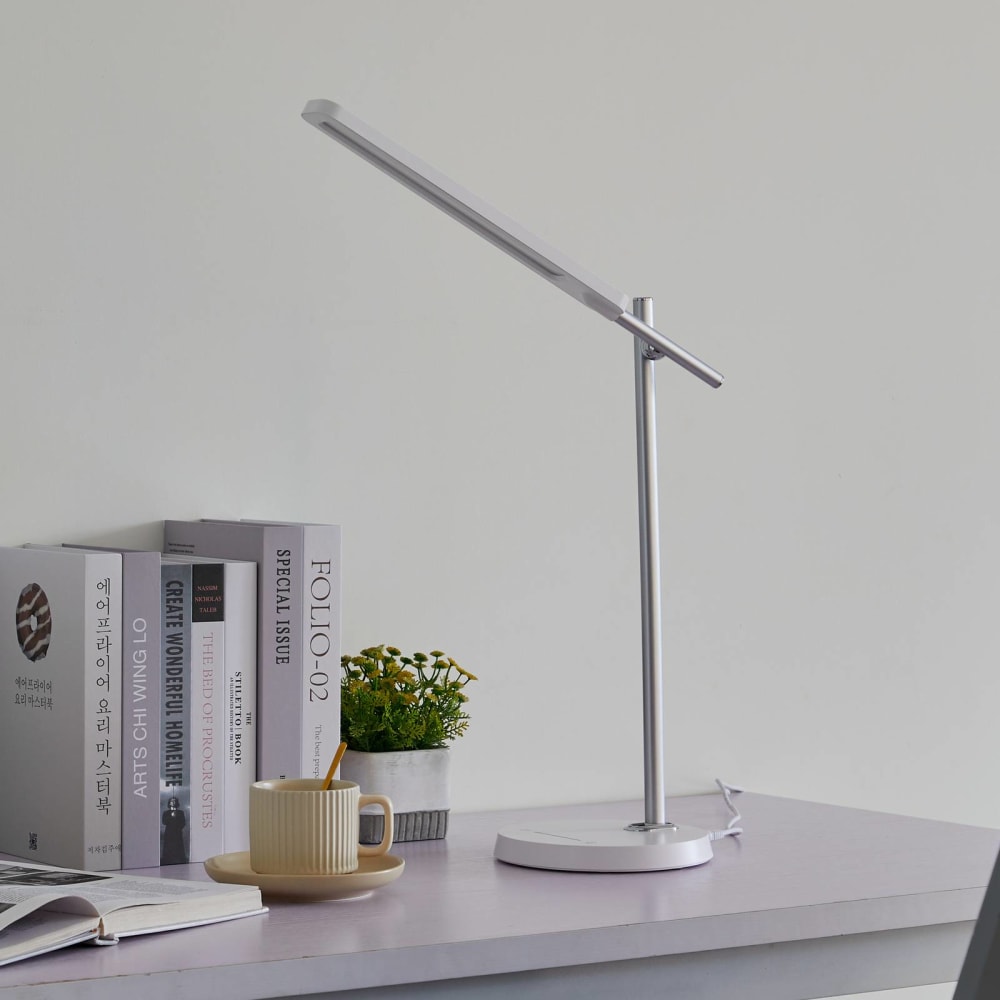 LED Tischlampe aus Kunststoff, weiß - Maisons Du Monde