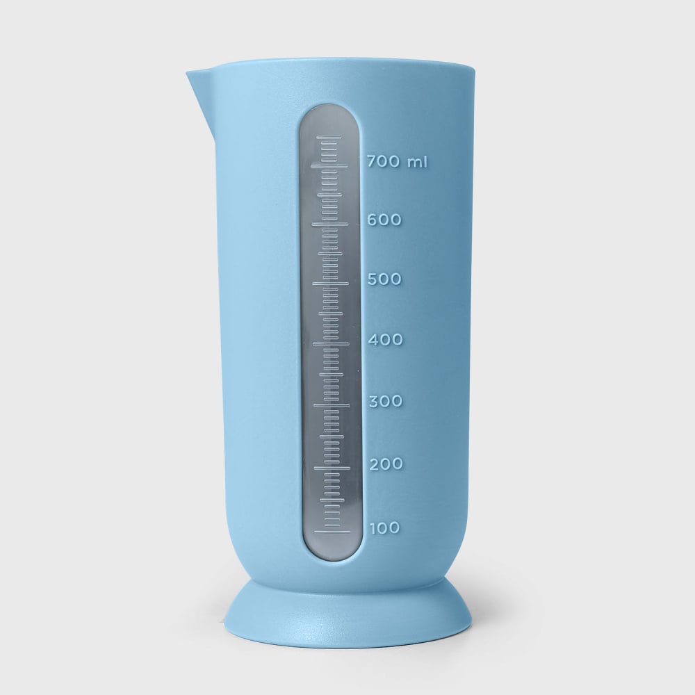 Pichet gradué en polypropylène bleu opaque 0,7 litre
