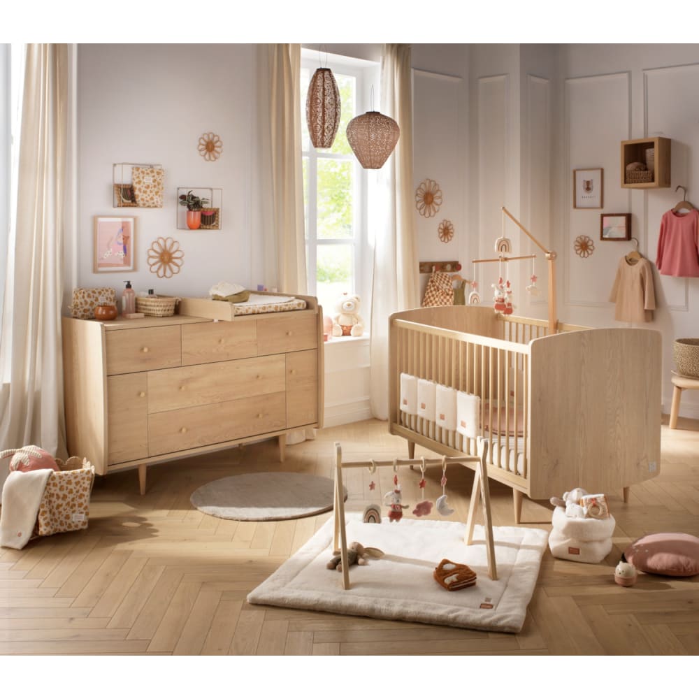 Chambre bébé évolutive, lit 140x70 évolutif et commode à langer Chambre bébé évolutive, lit 140x70 évolutif et commode à langer