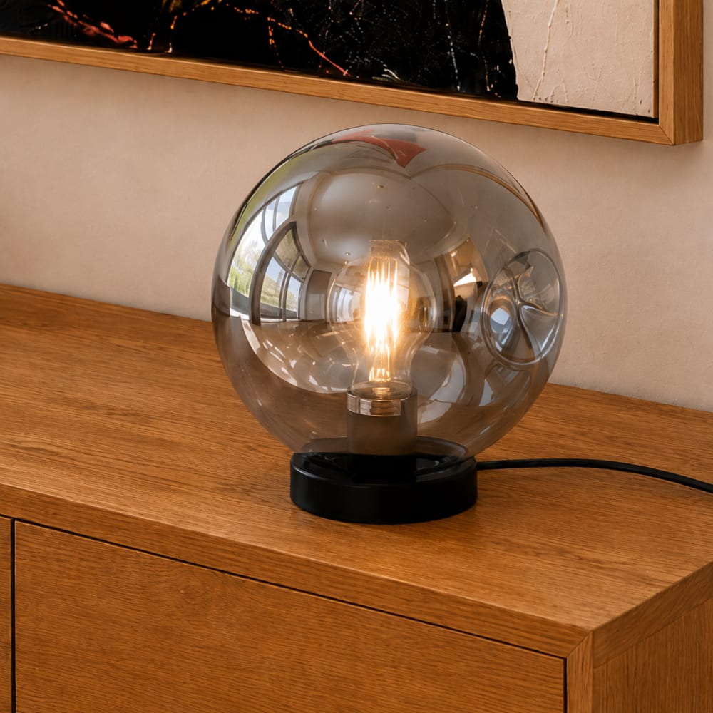 Lampe à poser chrome en verre et métal — vue 3
