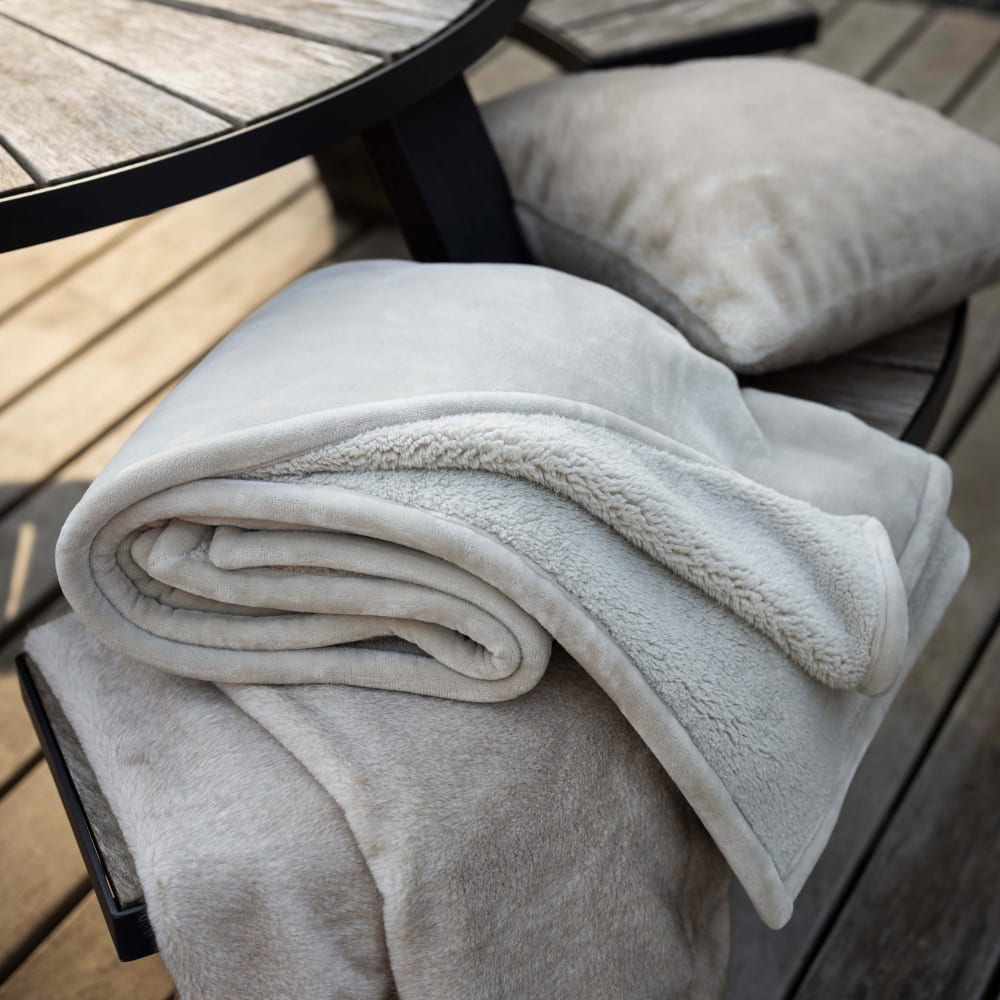 Plaid in Polyester Leinen 240 x 220 cm - Maisons Du Monde