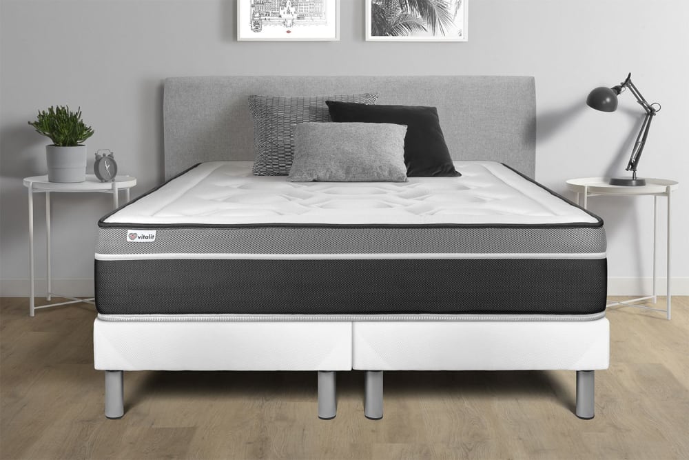 Matratze aus Taschenfederkern und Memory-Schaum 140 x 220 cm,