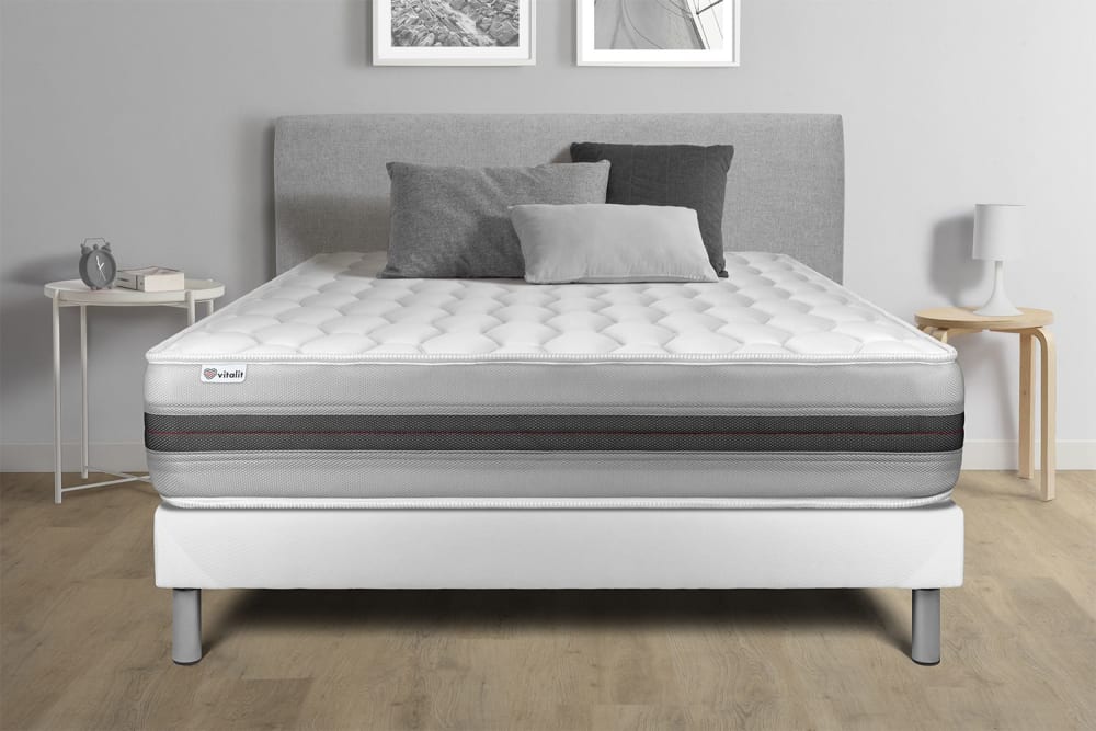 Matratze aus Taschenfederkern und Memory-Schaum 140 x 220 cm,