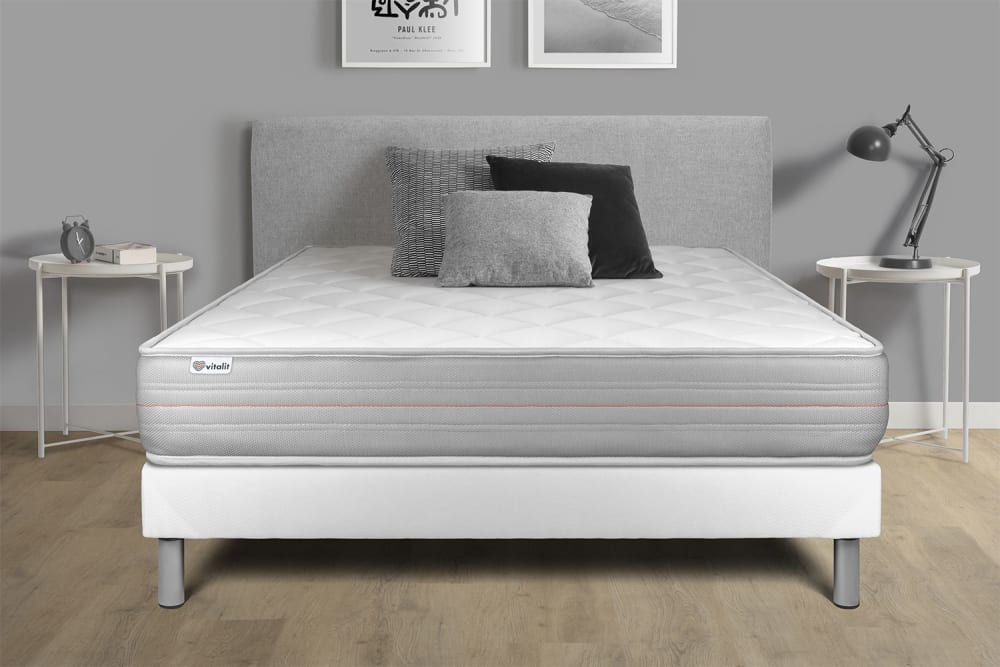 Matratze aus Polyurethan-Memory-Schaum 140 x 220 cm, weiß -