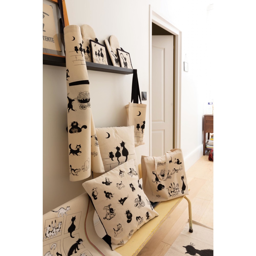Coussin 3 chats en coton ecru 45 x 45 cm — vue 3