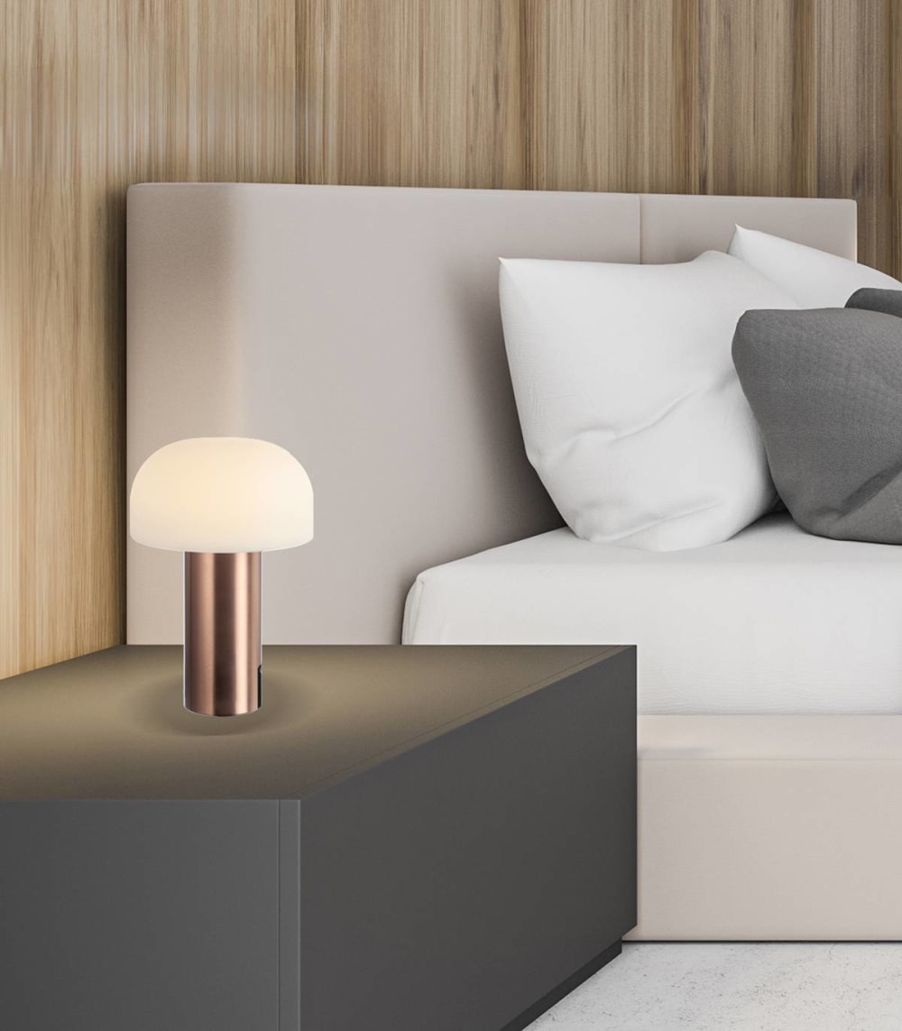 Lampe en métal marron, h. 22 cm — vue 3