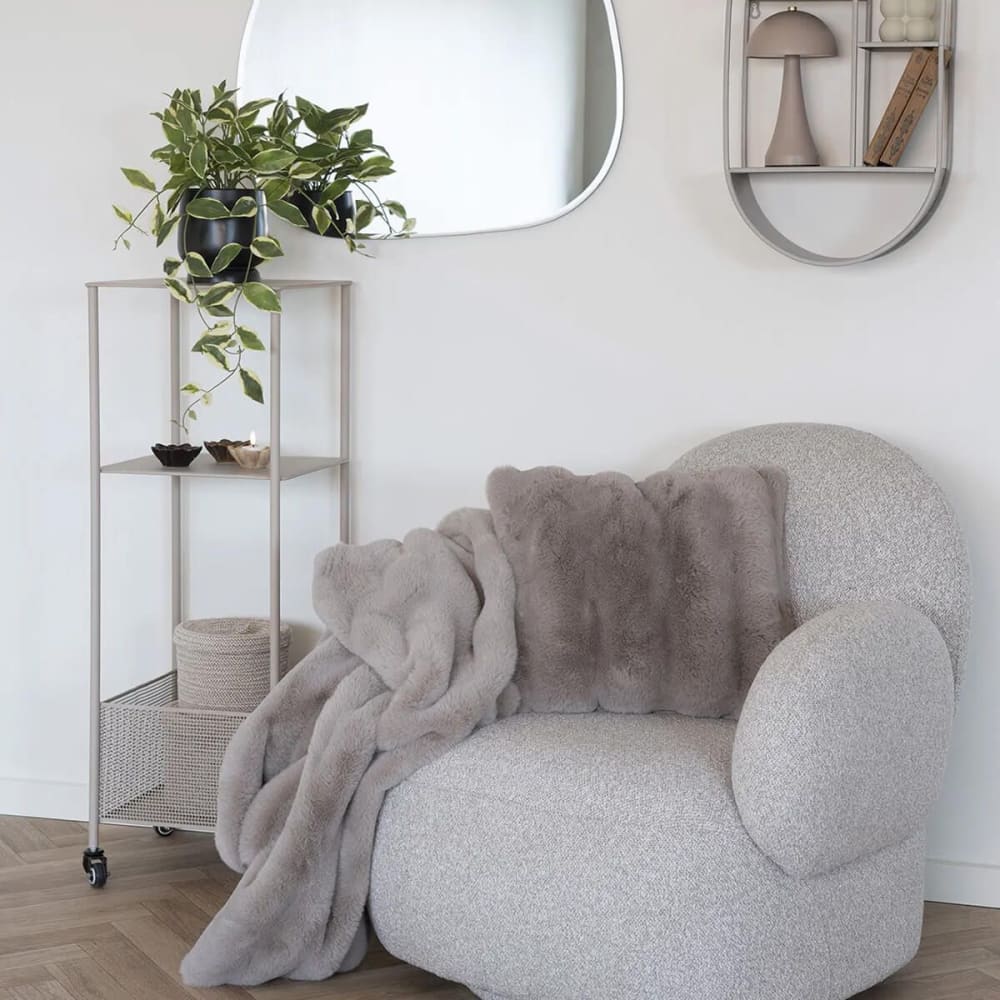 Etagère  à roulettes en métal 3 niveaux en métal beige